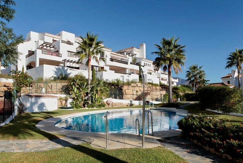 Luxury apartment set in Doña Julia Golf Course Casares Exterior foto