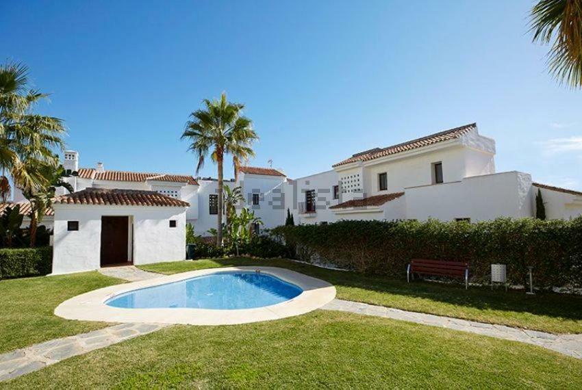 Luxury apartment set in Doña Julia Golf Course Casares Exterior foto